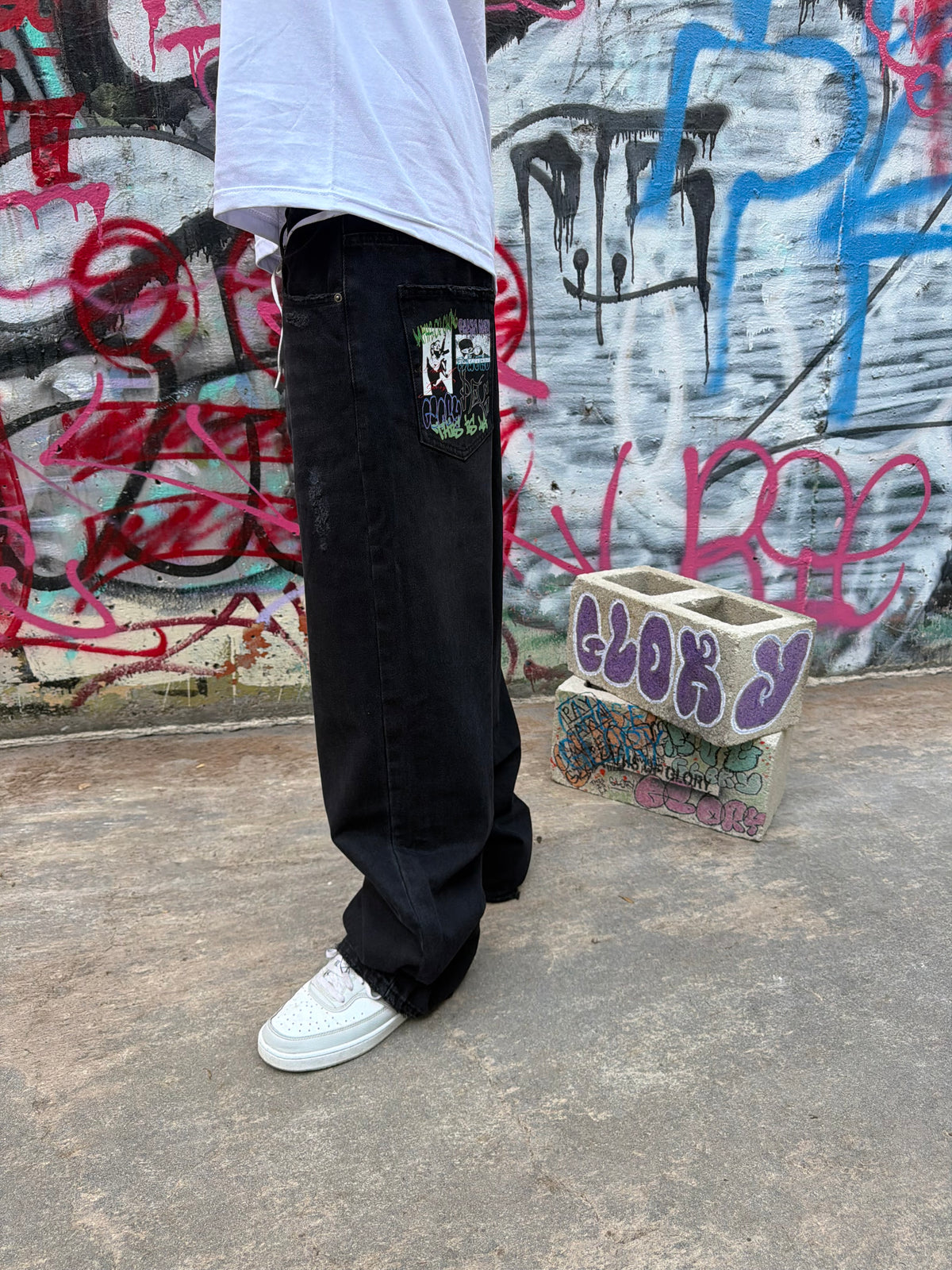 GRAFFITI POCKET BAGGY DENIM IN FADED BLACK